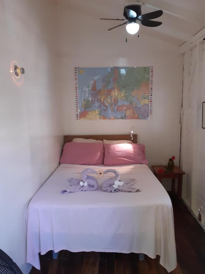 The Funky Dodo Backpackers Hostel Hopkins Exterior photo