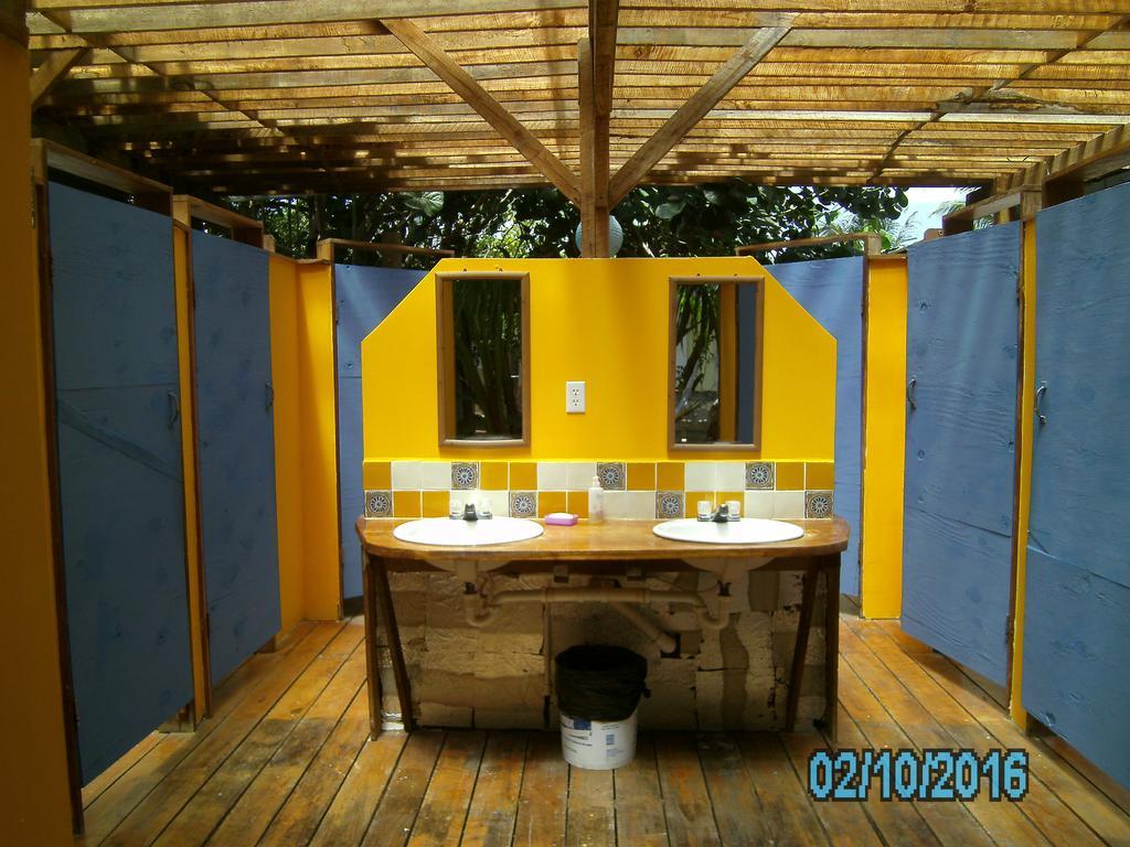 The Funky Dodo Backpackers Hostel Hopkins Exterior photo